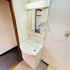 😇審査トースくん😇敷礼0円 🌈 夜職/自営業/金融ブラック→審査通します❗️  ＪＲ京浜東北・根岸線 大船バス12分 バス停 飯島南谷 停歩1分❗️横浜市栄区飯島町 １７２２－１  ❗️AT50312 - 不動産