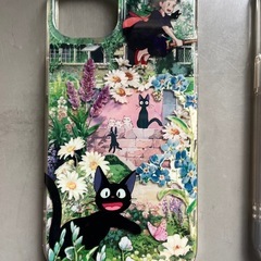 iPhone 13スマホケースの画像