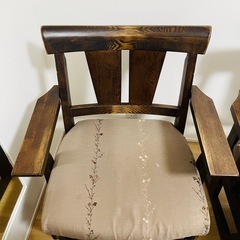 ダイニングチェア　回転式　大塚家具　ニトリ　2ヶずつの画像