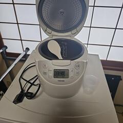 炊飯器、湯沸し器、レンジ