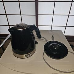 炊飯器、湯沸し器、レンジの画像