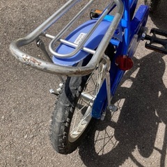 ブリヂストン子供自転車14インチ青の画像