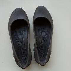 クロックス 22.5から23センチ