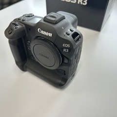 ミラーレス一眼レフカメラcanon eos r3 中古 の画像