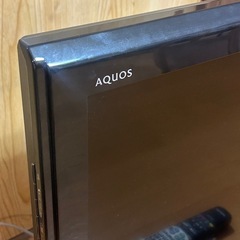 テレビ 32インチ AQUOS LC-32E9
　の画像