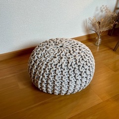 《ニトリ》プーフ ニット編み 円形スツール 引き取り希望の画像
