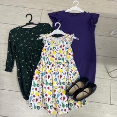 女子服ワンピース＋フォーマル靴