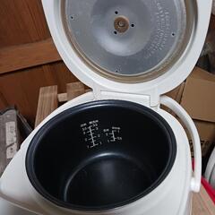 炊飯器　3.5合炊きの画像