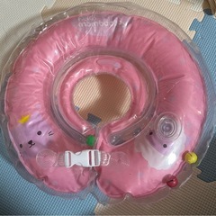 赤ちゃん　浮き輪
