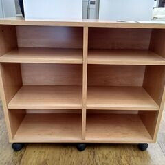 ★ジモティ割あり★  キャスター付き収納棚 ライトブラウン H64×D26×W77 クリーニング済み MT4344の画像