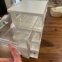 4段小物ケースの画像