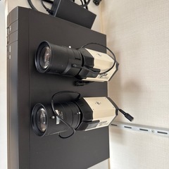 セキュリティカメラx2台　レコーダーはオマケ