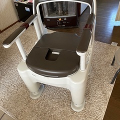 ポータブルトイレ