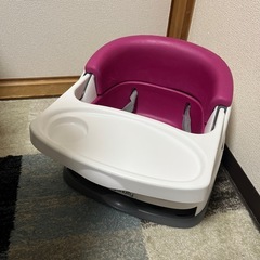 【値下げ中】ingenuity インジュニュイティ　ベビーチェア　の画像