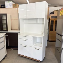 【超美品‼️】現行モデル♪ ニトリ 100cm幅キッチンボード(ソレル100KB) 食器棚 収納家具 艶あり木目調ホワイト♪の画像