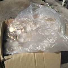 小瓶とキャップ　　大量　未使用