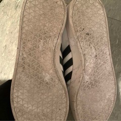 【募集中】adidas スニーカー　白の画像