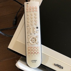 DVDプレーヤー内蔵液晶テレビ　DC-1500AW　バイ・デザイン　リモコン付きの画像