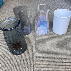 無料　ガラス花瓶