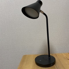 ニトリ　デスクライト