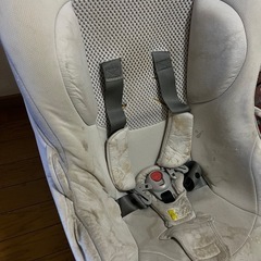 中古ゼウスターン コンビ　チャイルドシートの画像