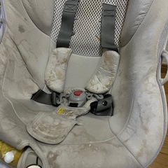 中古ゼウスターン コンビ　チャイルドシートの画像