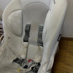 中古ゼウスターン コンビ　チャイルドシートの画像