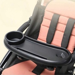 ベビーカーテーブルの画像