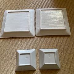 平皿セット　取りに来て下さる方にの画像