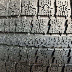 AUDIに履いていた18インチ純正タイヤホイールセットの画像