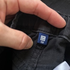UNIQLO 150サイズ  黒デニム　スキニーパンツの画像