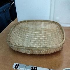 0507-323 ザルの画像