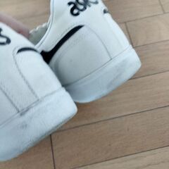 アシックス　スリッポン　28.5cm　クリーム色の画像