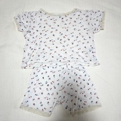プールアンファン　韓国こども服　パジャマ　保育園着　セットアップ　バースデイの画像