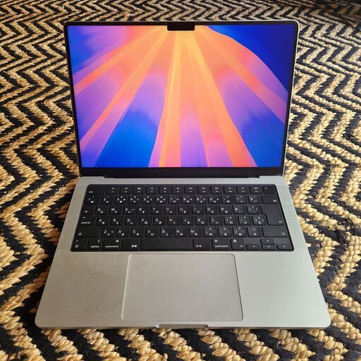美品】2025年2月購入 MacBookPro M4 1TB/24G/14in (charles11