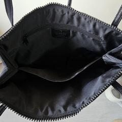 トラサルディ TRUSSARDI バッグ 黒 ブラックの画像
