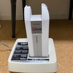 バッテリー8.9ahほぼ新品と充電器