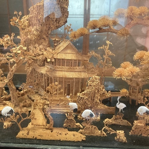中国コルク細工の置物　大型　中国軟木画　中国庭園　鶴　松　橋　漆塗り