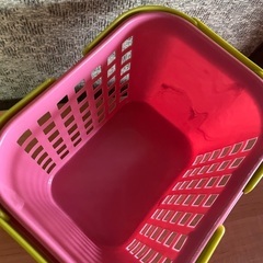 プラスチック製 ミニかごとリモコン入れの画像