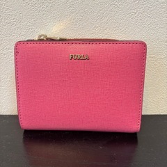 FURLA ピンク 二つ折り財布