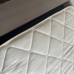 セミダブルベッドの画像