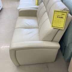 【ジモティ来店特価!!】2人掛けソファー　ホワイト　J-250527の画像