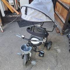 ides 三輪車　COMPO FIT　日よけ付き　手押し