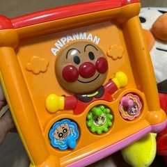 アンパンマンおもちゃ、ぬいぐるみセットの画像