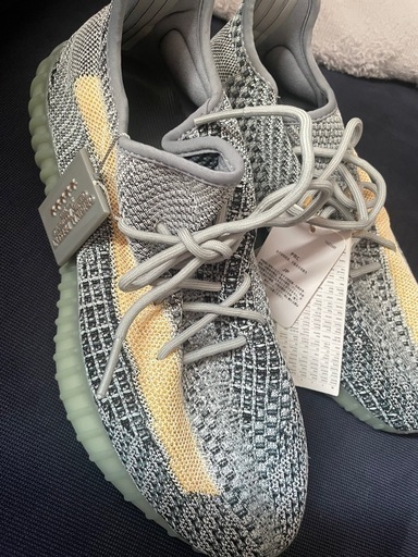 アディダス イージーブースト350 V2