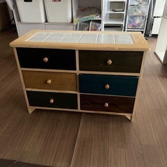 収納　家具　棚の画像