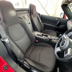 H22年式　NCEC　ロードスター　S　RHT　ユーザー買取車　トゥルーレッドカラー　電動オープン　社外１７インチＡＷ　ストラーダＳＤナビ　Ｂｌｕｅｔｏｏｔｈオーディオ　バックカメラ　フルセグＴＶ　ＥＴＣ　スマートキー　キセノンヘッドライトの画像
