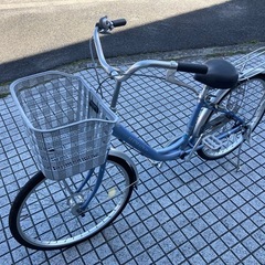 【24インチ自転車】軽量アルミフレーム製❗️美品❗️LEDオートライト付　変速なし　若林自転車　浜大津　SALE中❗️　　の画像