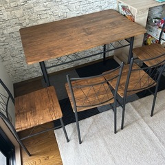 おしゃれなカフェ風テーブル4人掛け(組立式 説明書つき)の画像