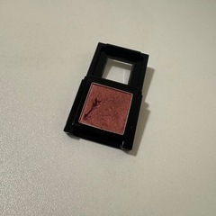 アイシャドウ